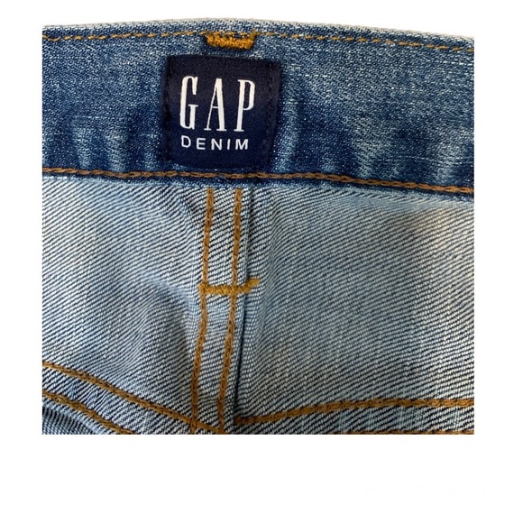 31/30 Gap jeans with a slight stretch. Perfect condition and comfortable - Picture 3 of 4